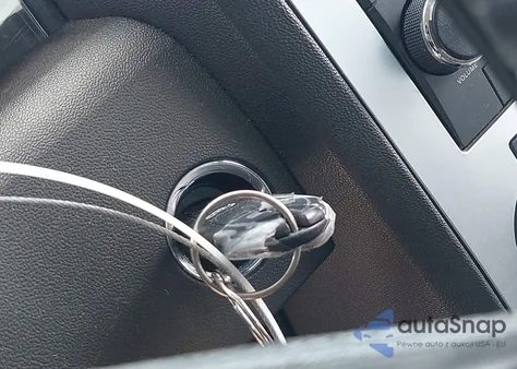 2010 Chrysler 300 Touring/Signature Series/Executive Series z USA, uszkodzony, nr VIN 2C3CA5CVXAH182774